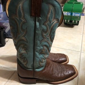 Women’s Justin Ostrich Boots - 8B